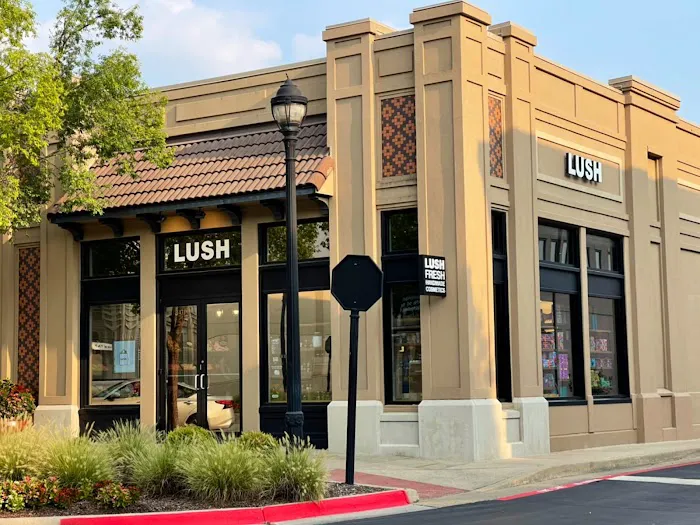 Lush Cosmetics Southlake 1