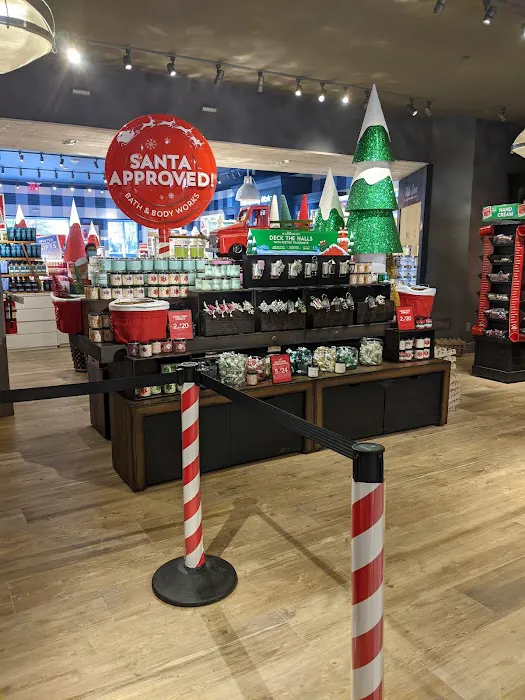 Bath & Body Works 2