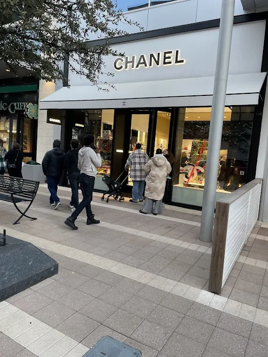 CHANEL Fragrance & Beauty 1