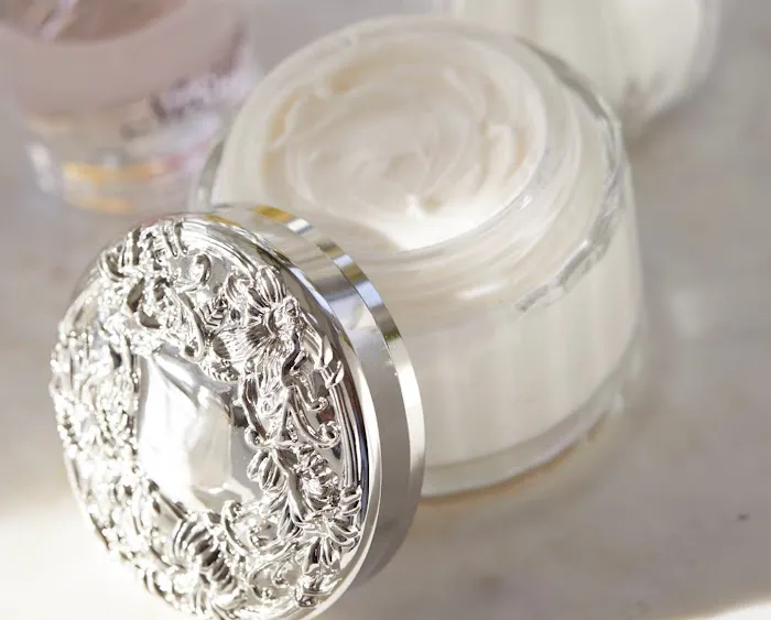 Lady Primrose Fragrances 3