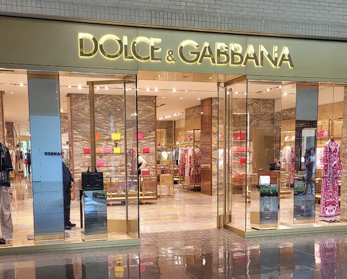 Dolce & Gabbana 8