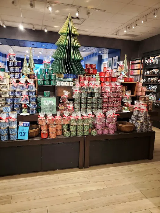 Bath & Body Works 4