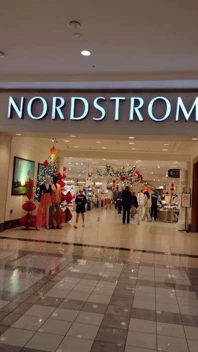 Nordstrom 0