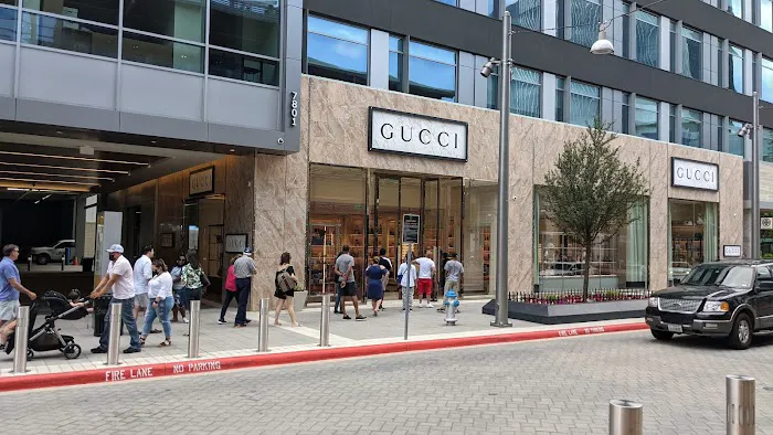 Gucci Legacy West 1