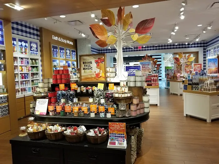 Bath & Body Works 4