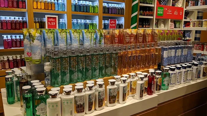 Bath & Body Works 9