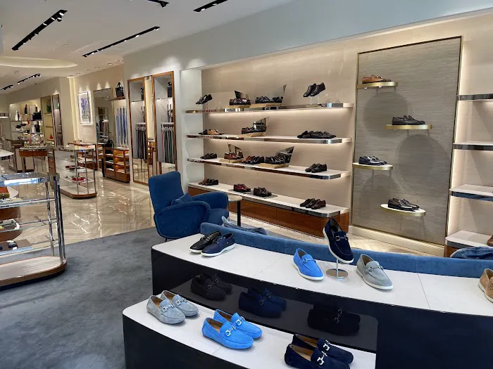 Ferragamo 3