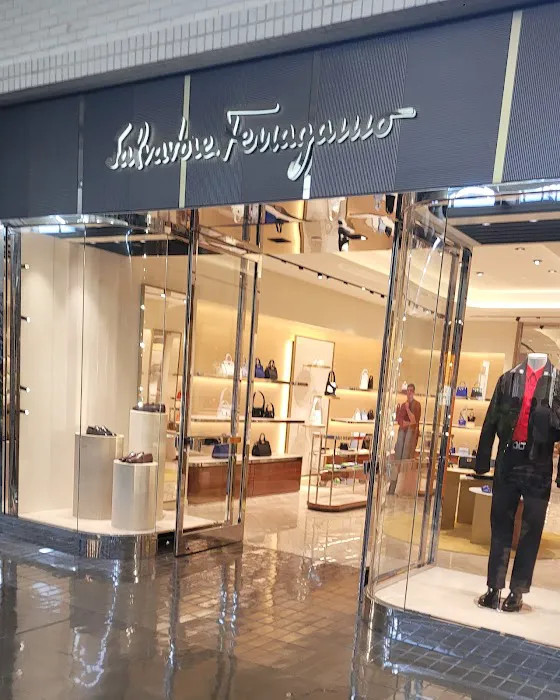 Ferragamo 7