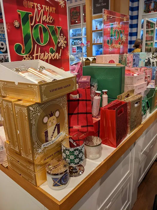 Bath & Body Works 7