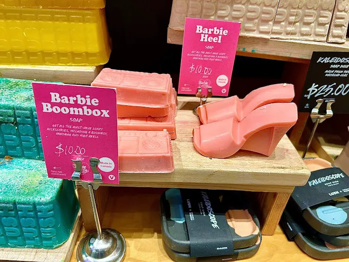 Lush Cosmetics Galleria Dallas 9