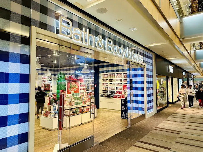 Bath & Body Works 2