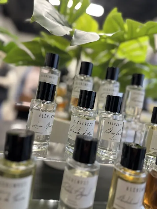Alchemyst Luxury Fragrances 0