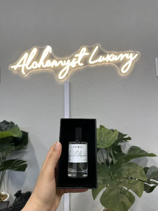 Alchemyst Luxury Fragrances 9