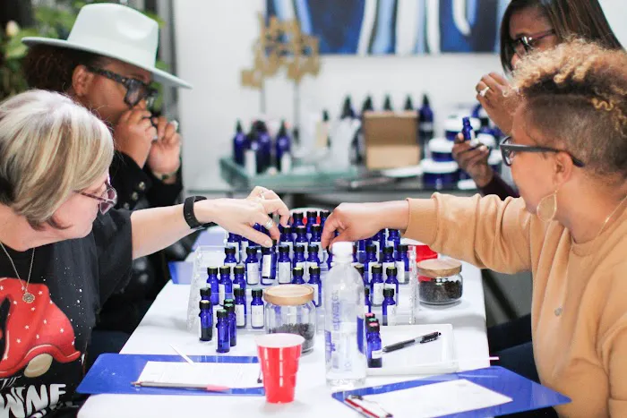 Expressive Aromas- Custom Perfume & Cologne Experience 3