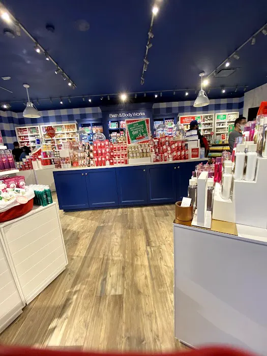 Bath & Body Works 8