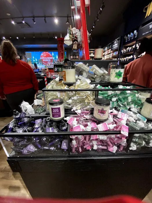 Bath & Body Works 9