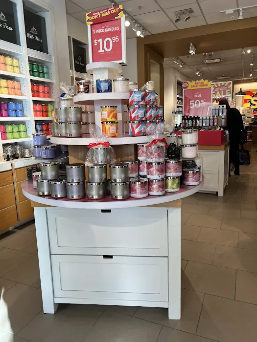 Bath & Body Works 2