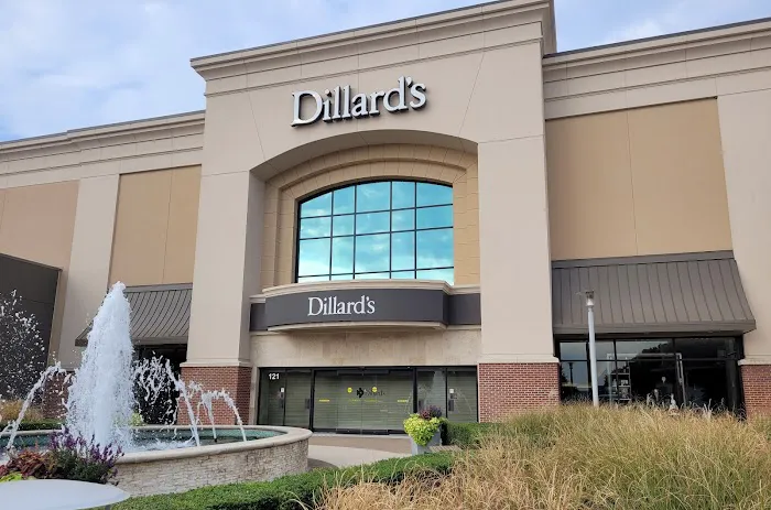 Dillard's 4
