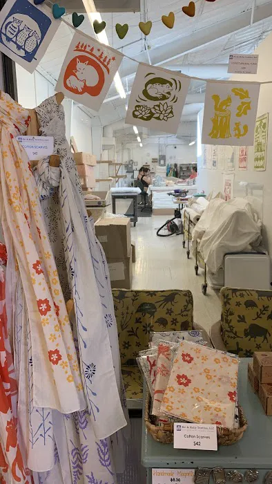 Kei & Molly Gift Shop 7