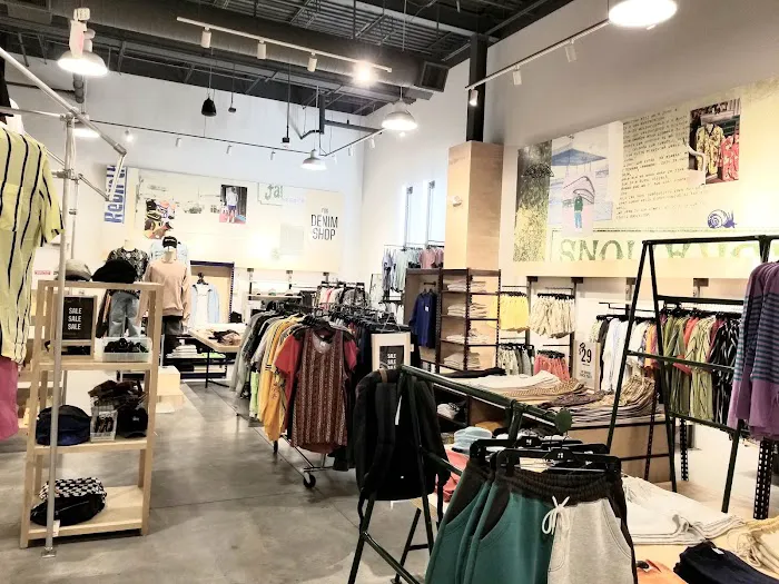 Urban Outfitters 3