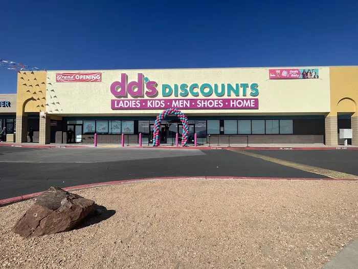dd's DISCOUNTS 1