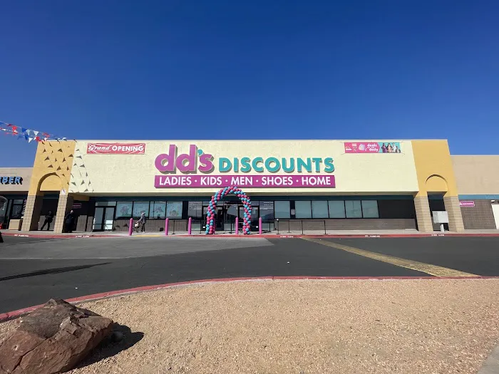 dd's DISCOUNTS 0