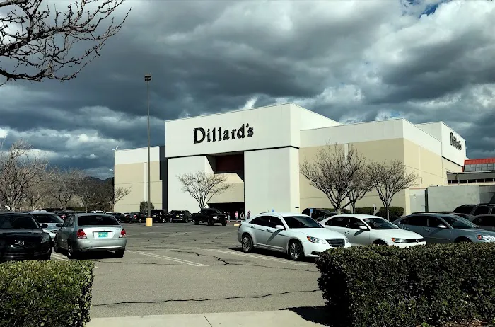 Dillard's 0