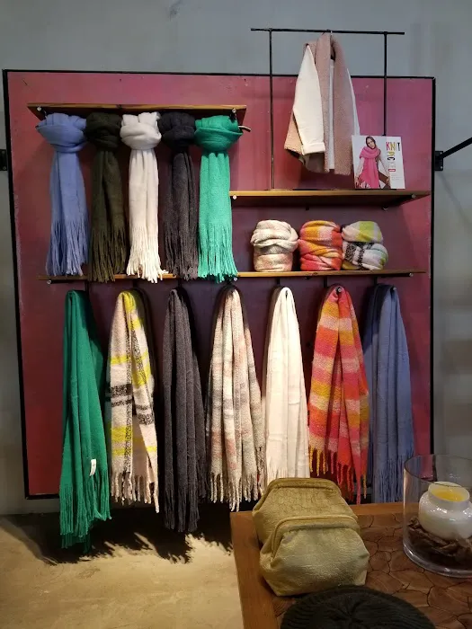 Anthropologie 9