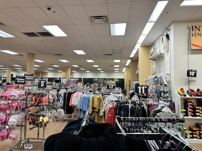 Melrose Family Fashions 3