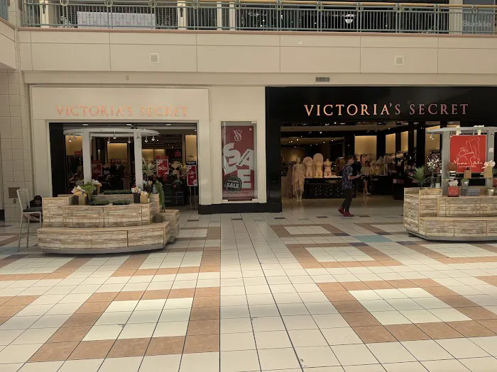 Victoria's Secret & PINK by Victoria's Secret 2