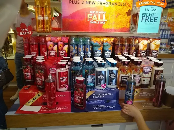 Bath & Body Works 6