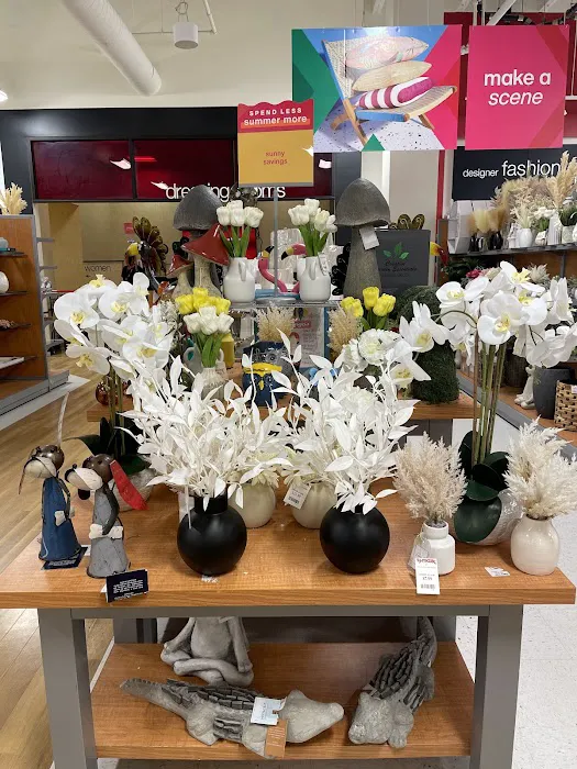 T.J. Maxx 1