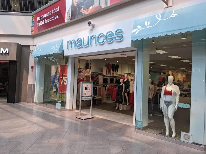 Maurices 9
