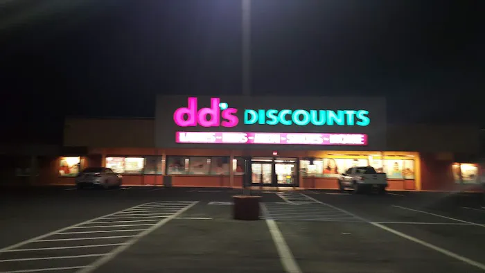 dd's DISCOUNTS 6