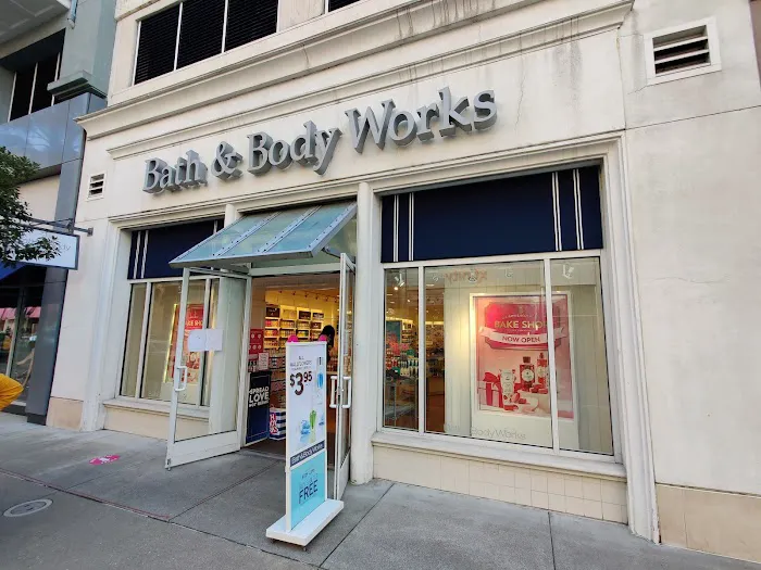 Bath & Body Works 2