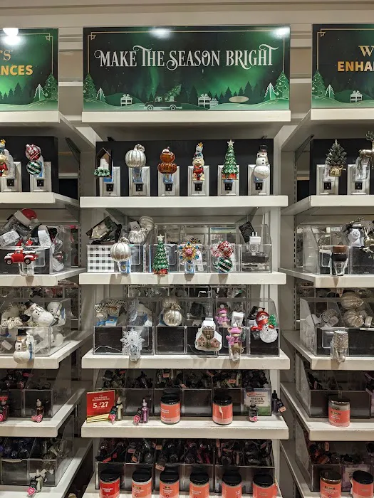 Bath & Body Works 4