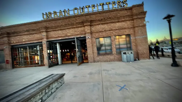 Urban Outfitters 3