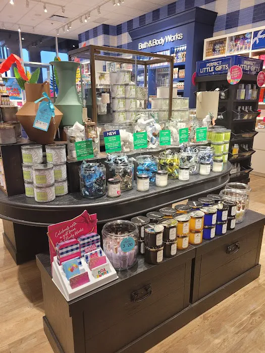 Bath & Body Works 9