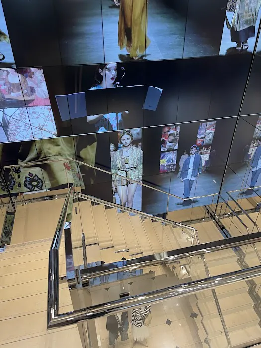 DIOR San Francisco Post Street 6