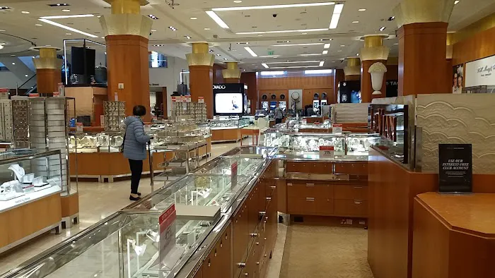 Macy's 4