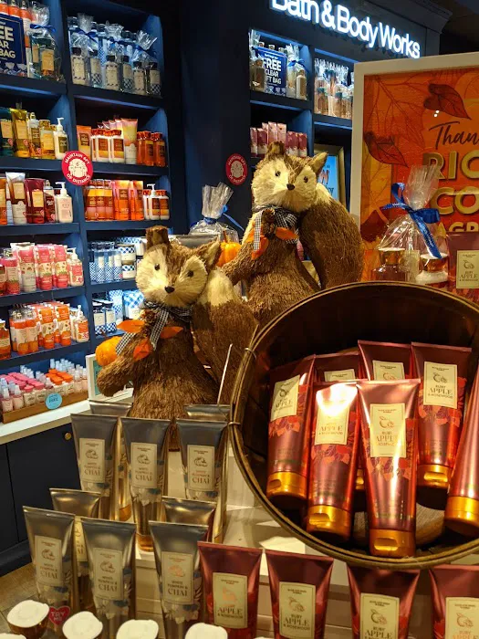 Bath & Body Works 9