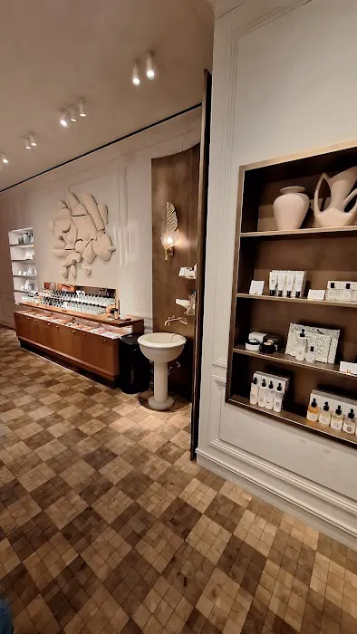 New Horizons gift shop 5