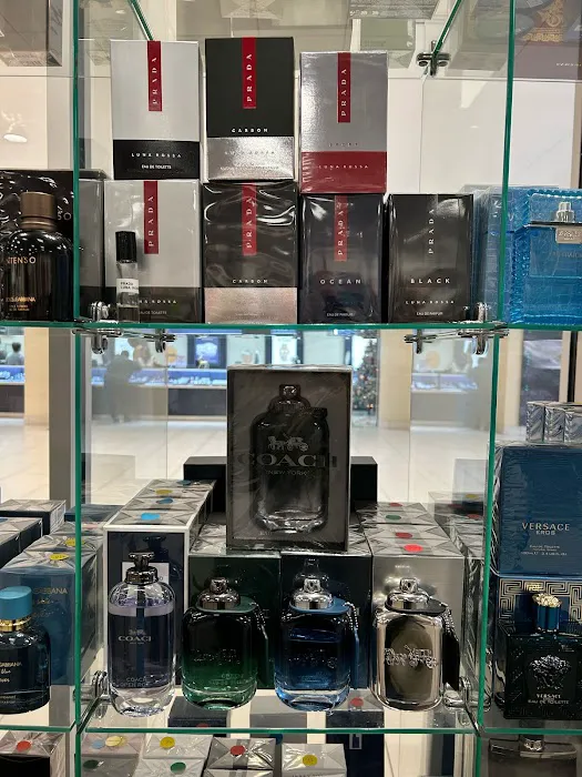 Fragrance Shop 5