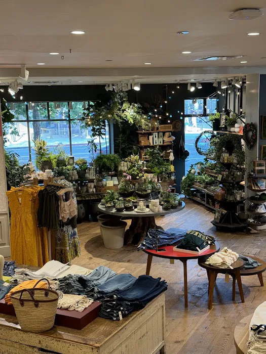 Aveda Store 5
