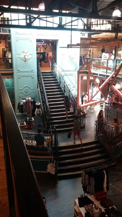 Urban Outfitters 4