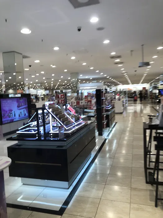 Macy's 9