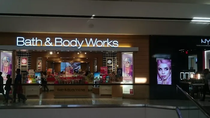 Bath & Body Works 6