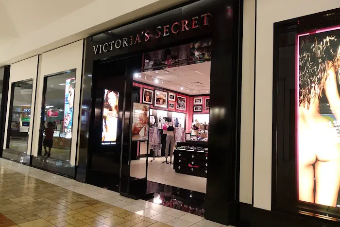 PINK by Victoria's Secret 4