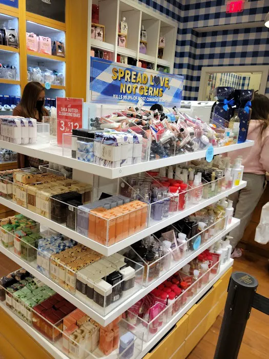 Bath & Body Works 1