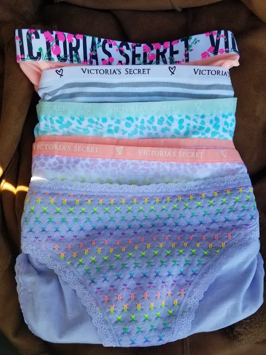 Victoria's Secret 3